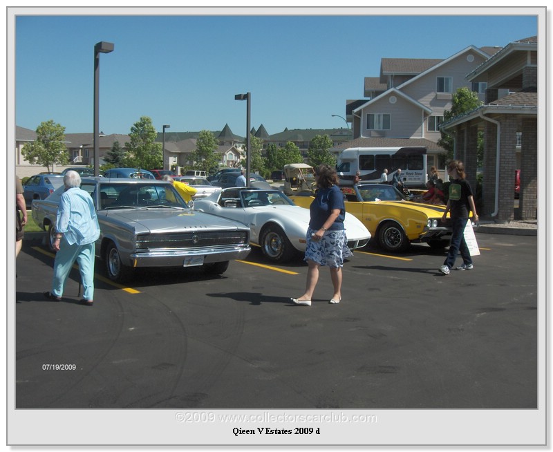 Qieen V Estates 2009 d.JPG